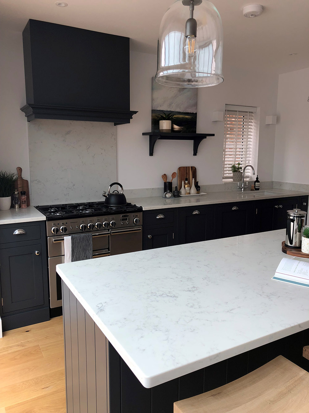 Navy and quartz kitchen